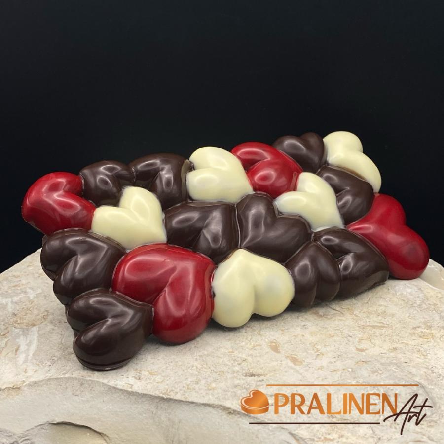 Schokoladentafel Herzen Zartbitter Pralinenart handgemacht 130gramm